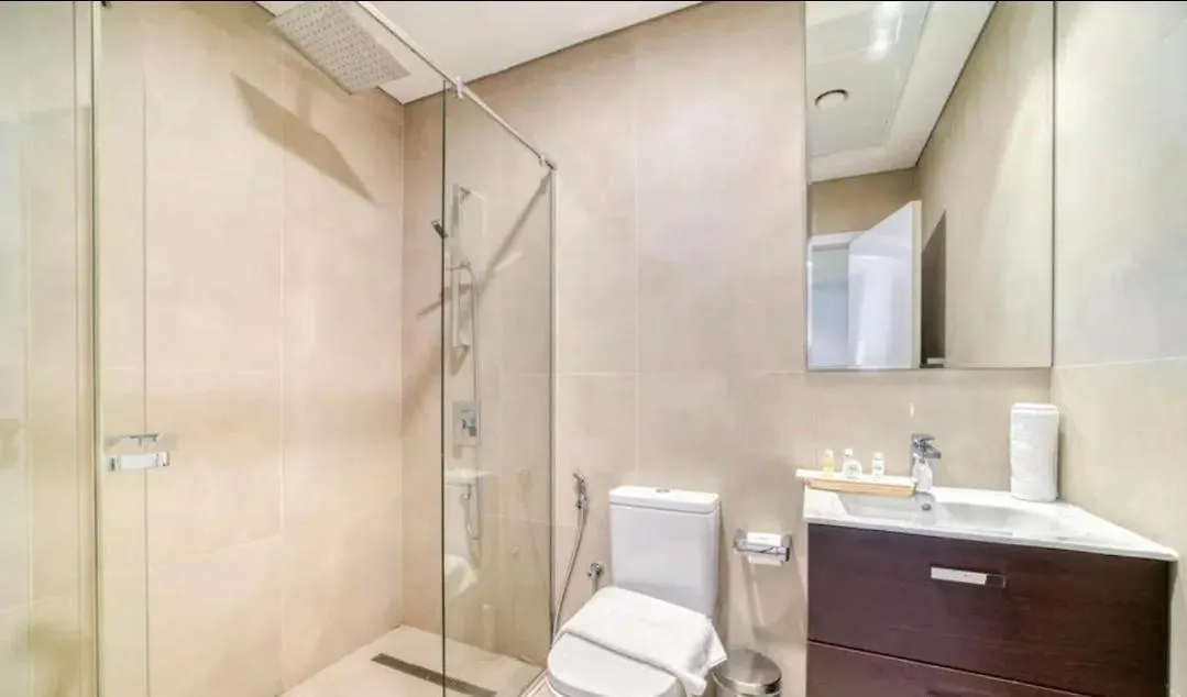 Dubai Marina Sea View Hotel Apartment